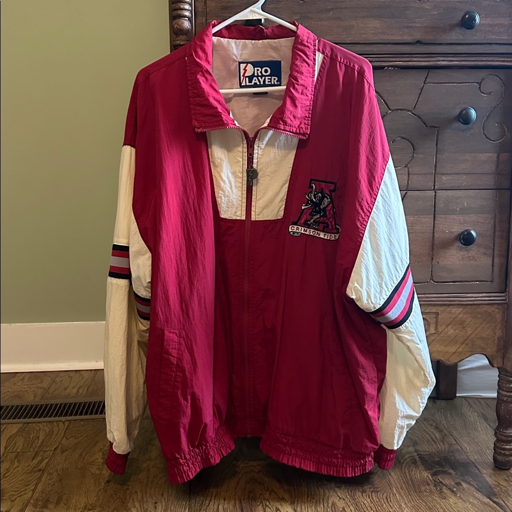 Pro Player Univeristy of Alabama Crimson Tide and Ivory Windbreaker.